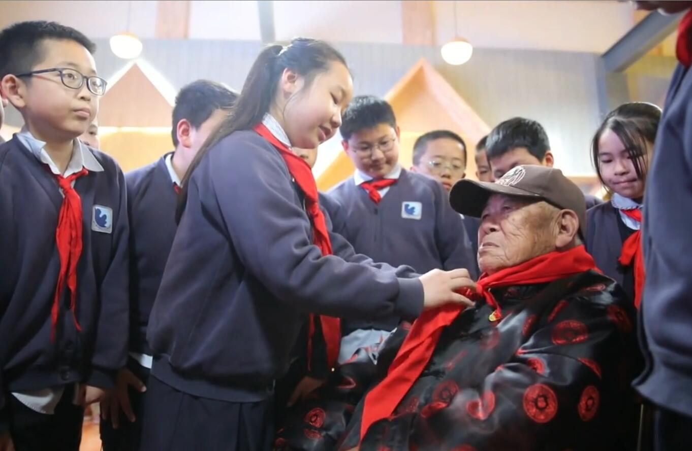 戰火硝煙映初心